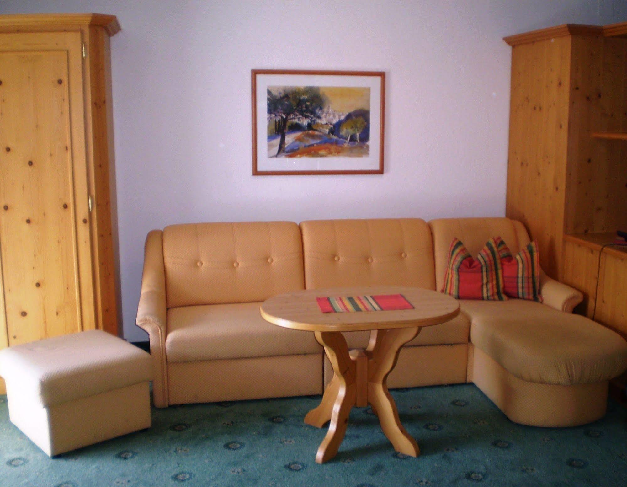 Garni Strasser Aparthotel Zell am Ziller